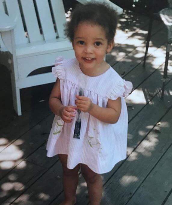 Childhood picture of Johnny Utah's ex-girlfriend, Doja Cat.